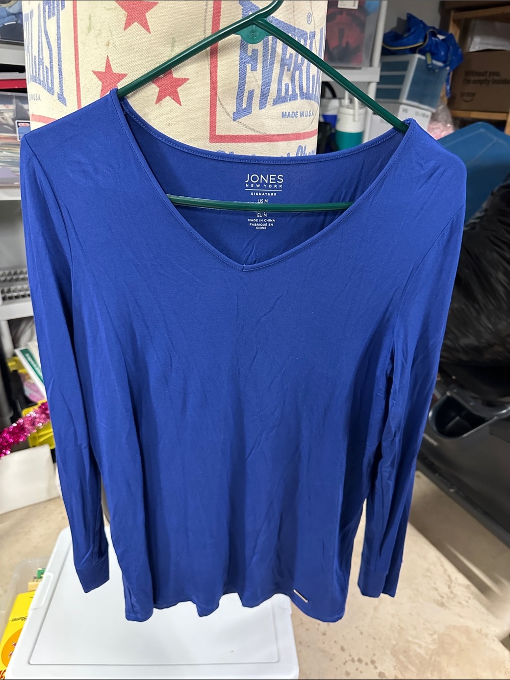 Jones New York Cobalt V-Neck Long Sleeve Top